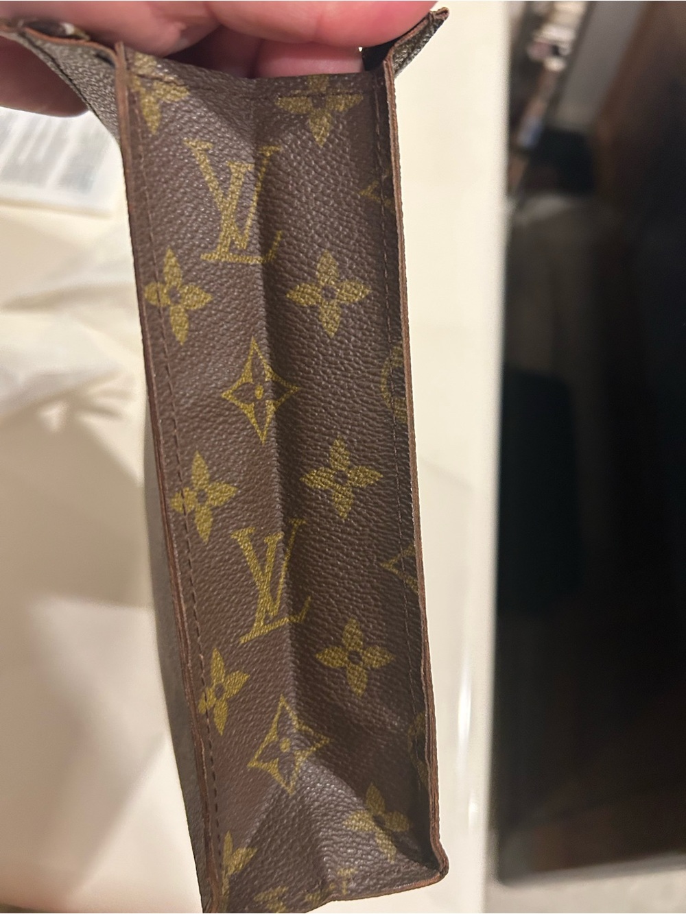Louis Vuitton Brown Vintage 26 Toiletry - Picture 8 of 8